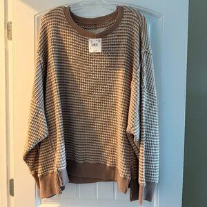 NWT American Eagle Big Hug Crewneck Waffle Sweater (Brown)
